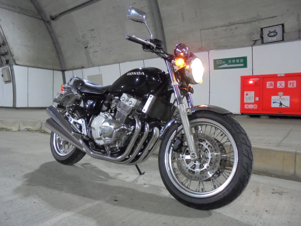 CB400Four　ウインカーバルブの交換【F】